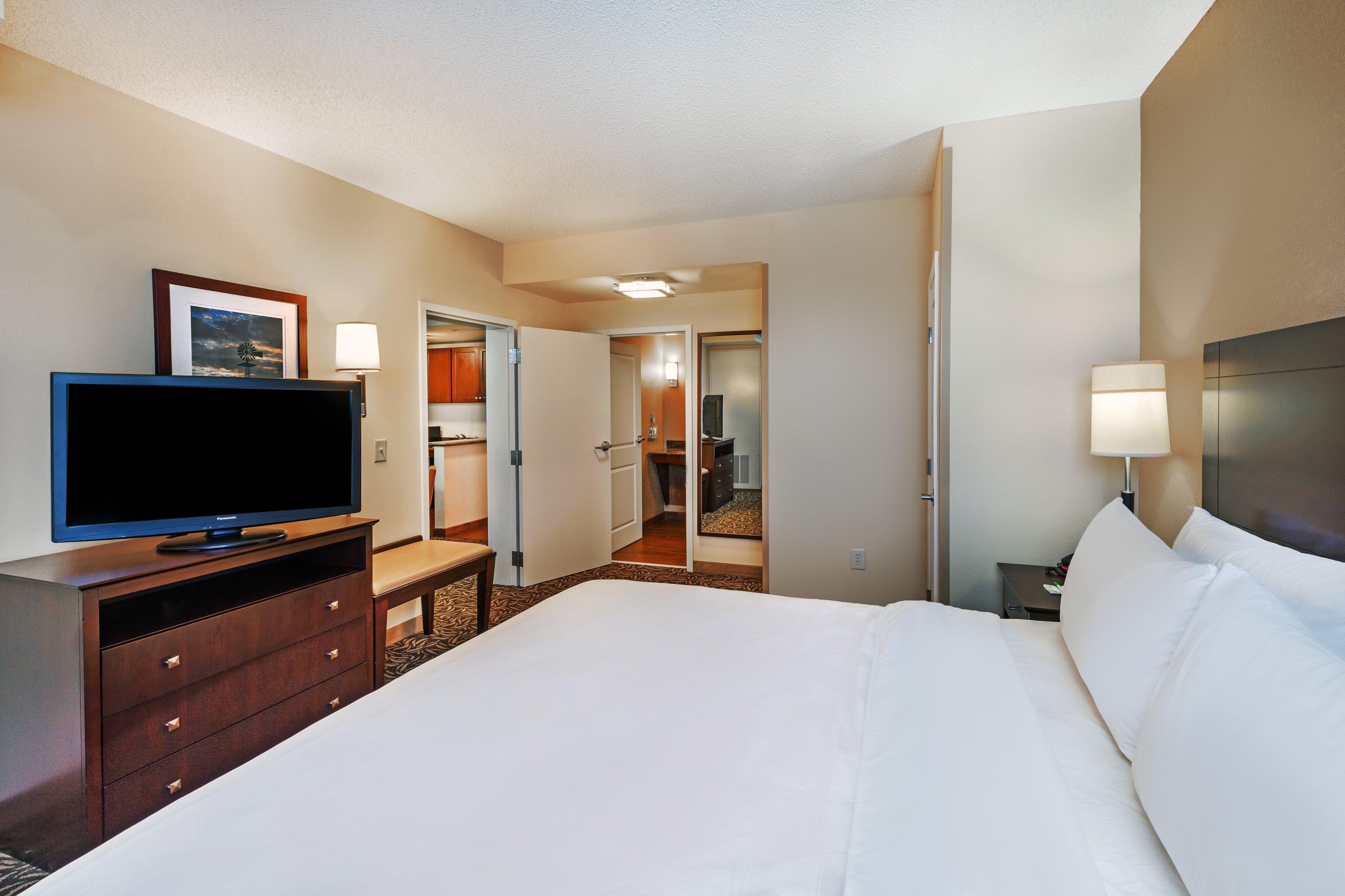 Holiday Inn Ardmore By Ihg Экстерьер фото