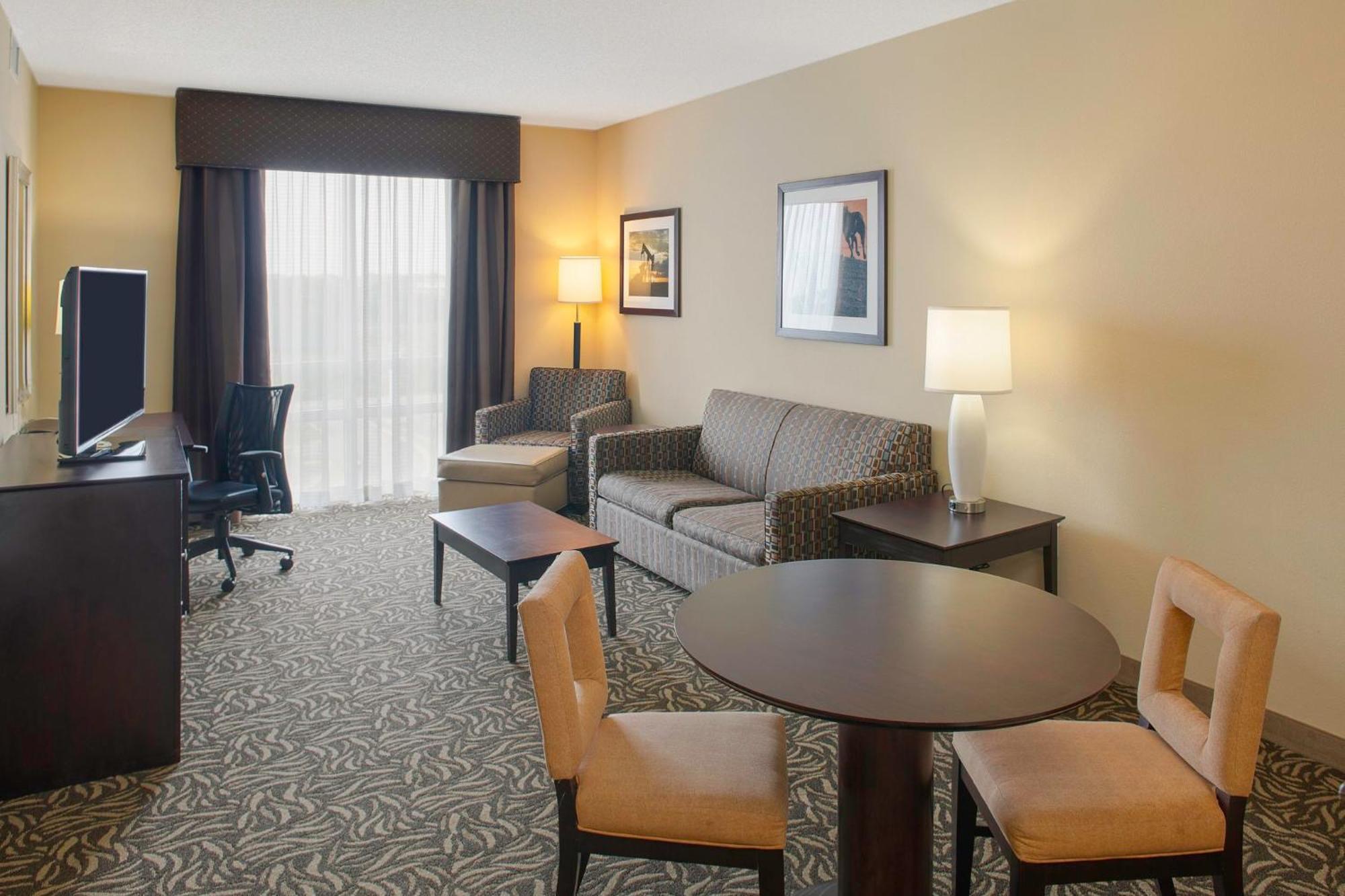 Holiday Inn Ardmore By Ihg Экстерьер фото