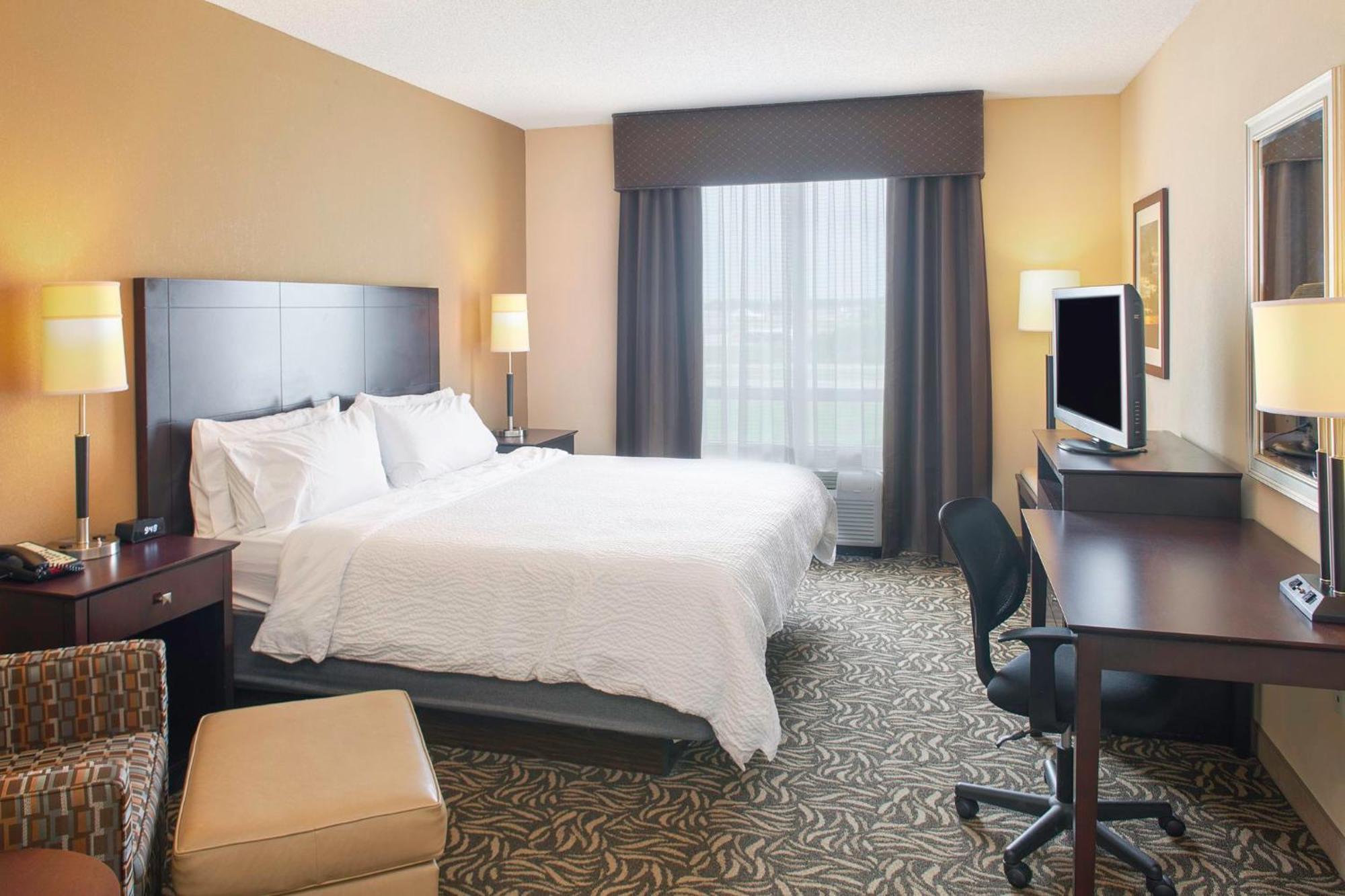 Holiday Inn Ardmore By Ihg Экстерьер фото