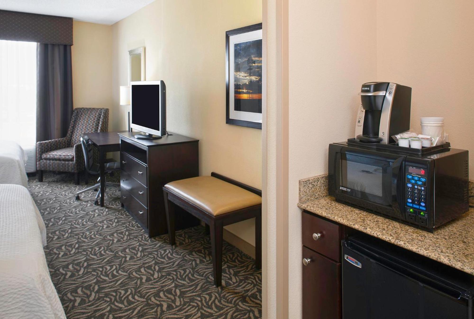 Holiday Inn Ardmore By Ihg Экстерьер фото