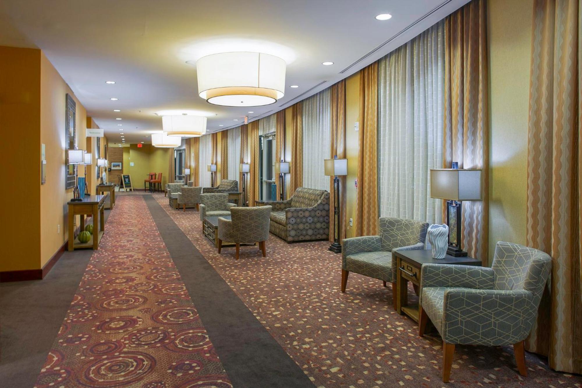 Holiday Inn Ardmore By Ihg Экстерьер фото